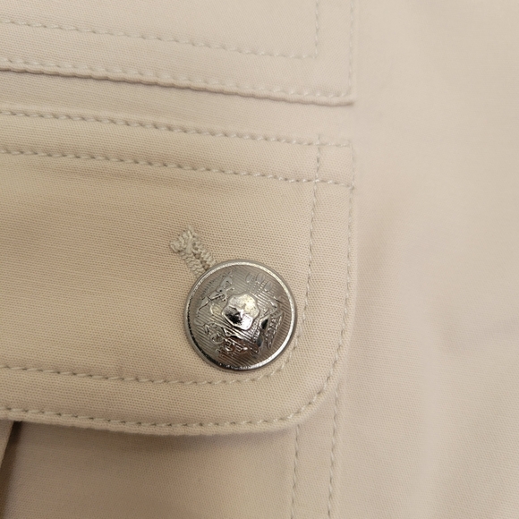 ST. JOHN‎ Women Beige Cargo Bermuda Shorts Size 6 Silver Hardware - Picture 7 of 9